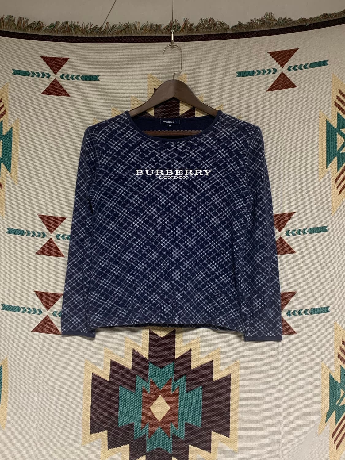 버버리 빅로고 롱슬리브  상품이미지1