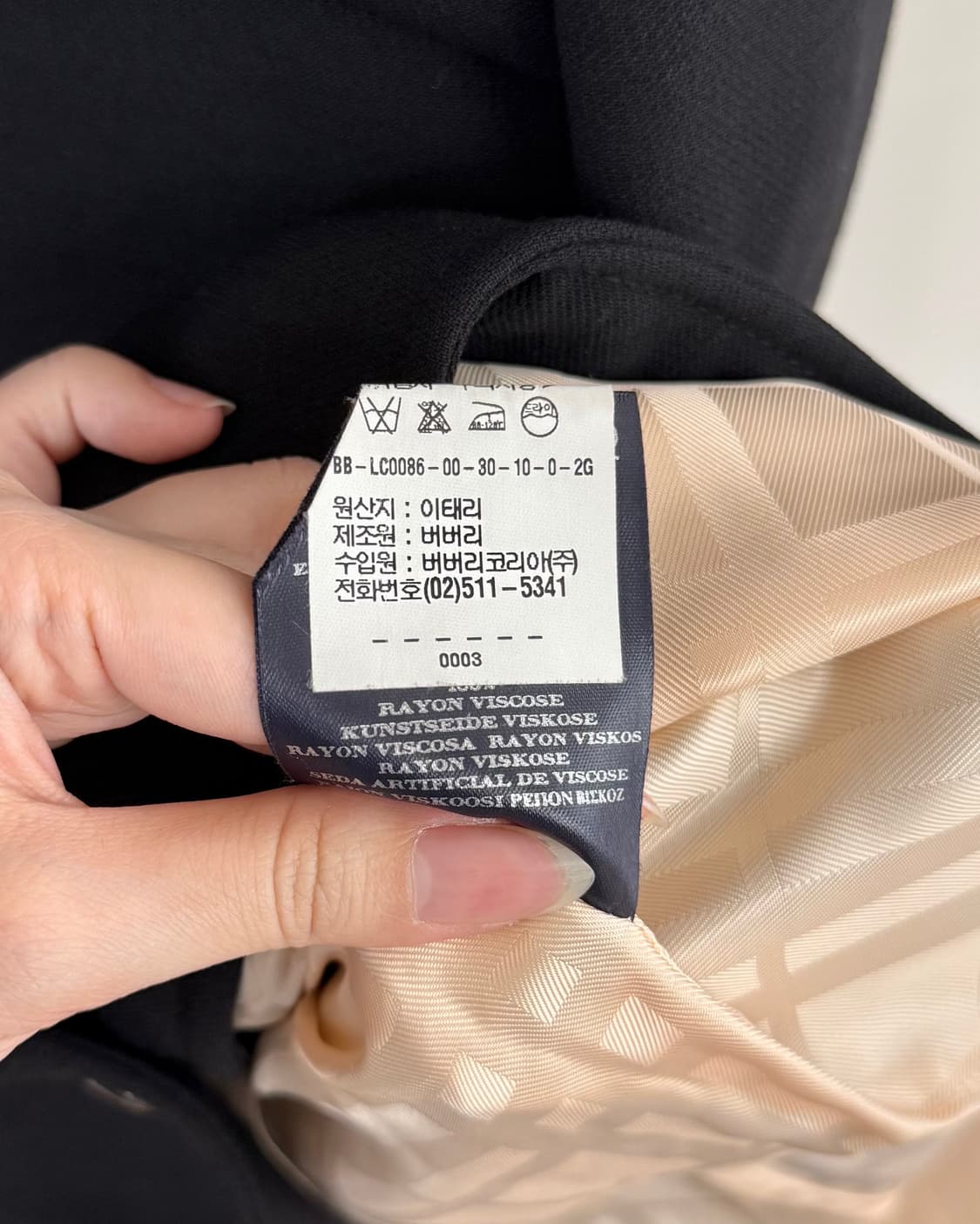 버버리 블랙 셔츠 칼라 스트레이트 라인 코트 상품이미지9