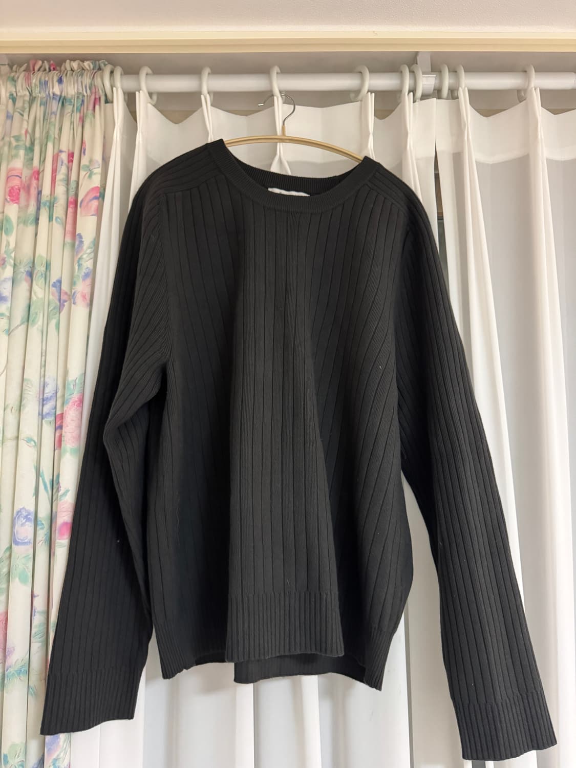 에잇세컨즈 니트 상품이미지1