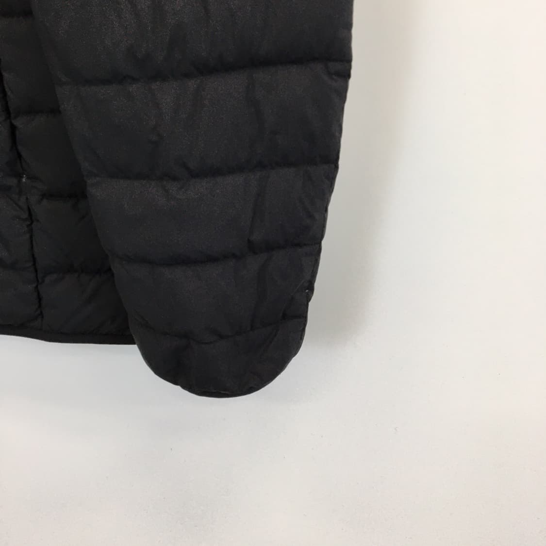 유니클로 울트라라이트다운 경량패딩 XL  상품이미지2