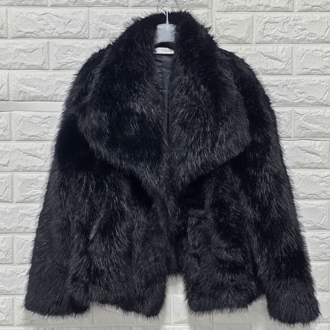 택포_자라 블랙 퍼 자켓 L 상품이미지1