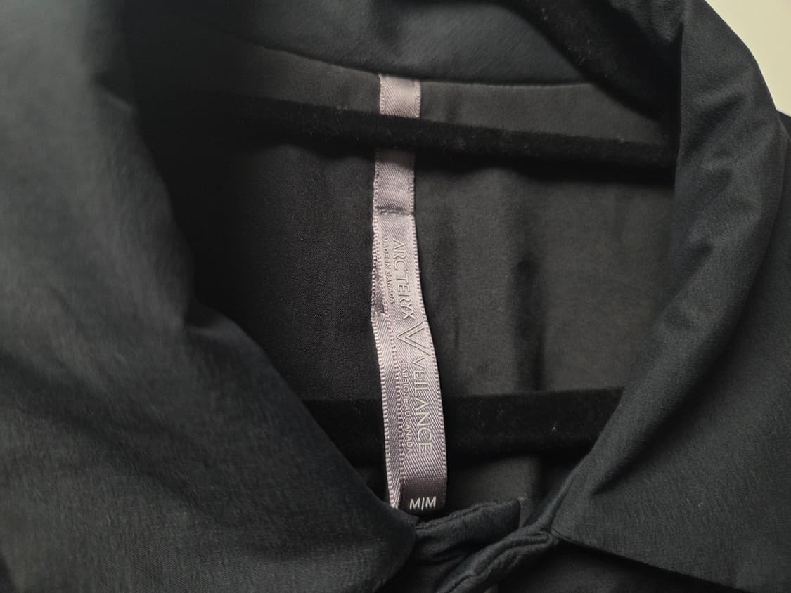 아크테릭스 베일런스 쿼인 자켓 블랙 M (Made in Canada) 상품이미지2