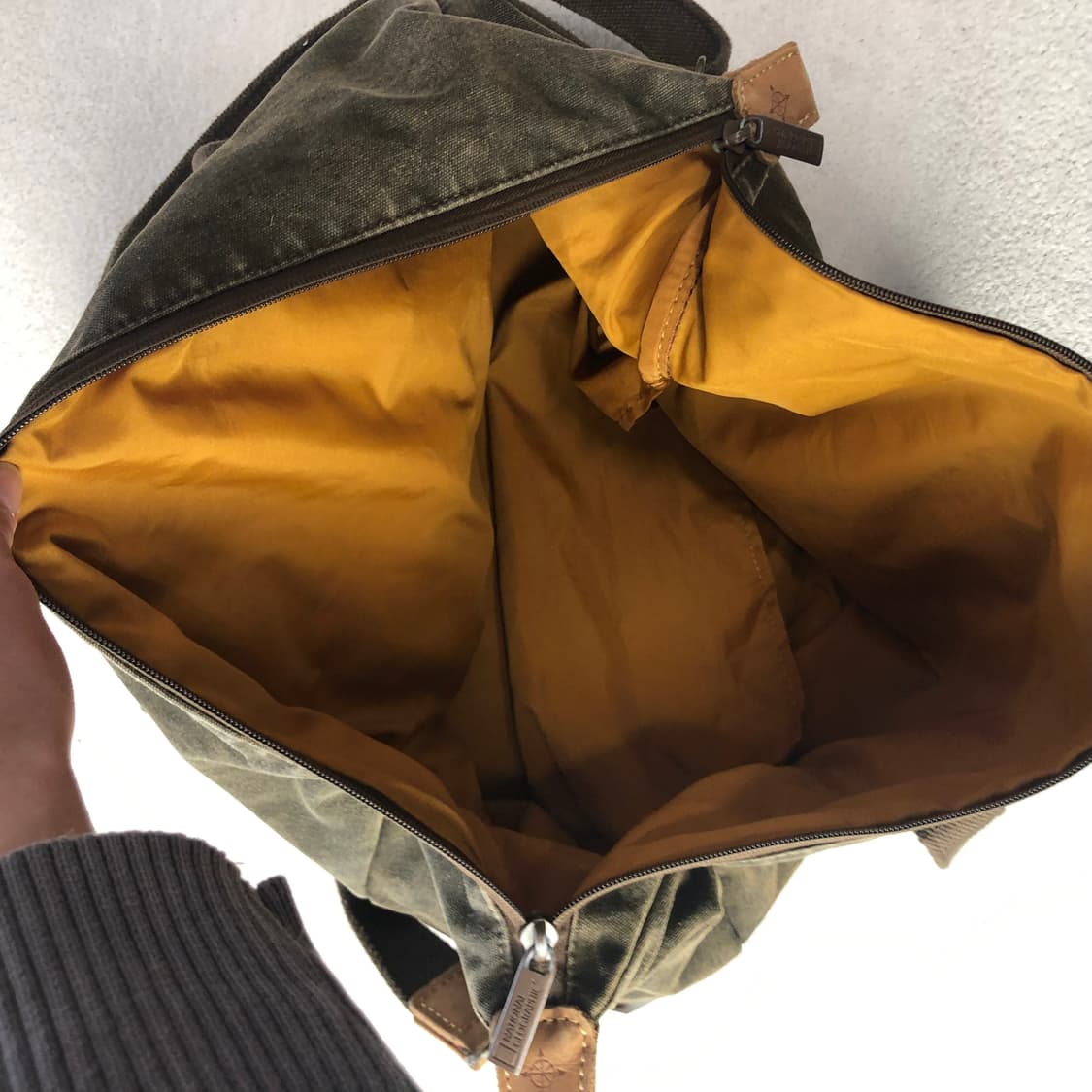 내셔널지오그래픽  크로스백 상품이미지5