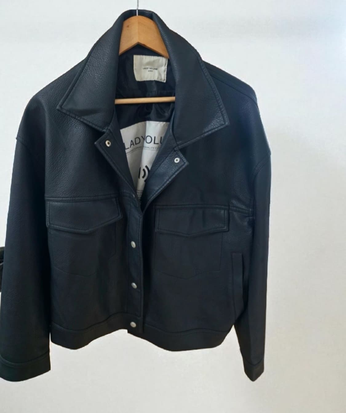 레이디볼륨 블랙 레더 자켓 상품이미지1