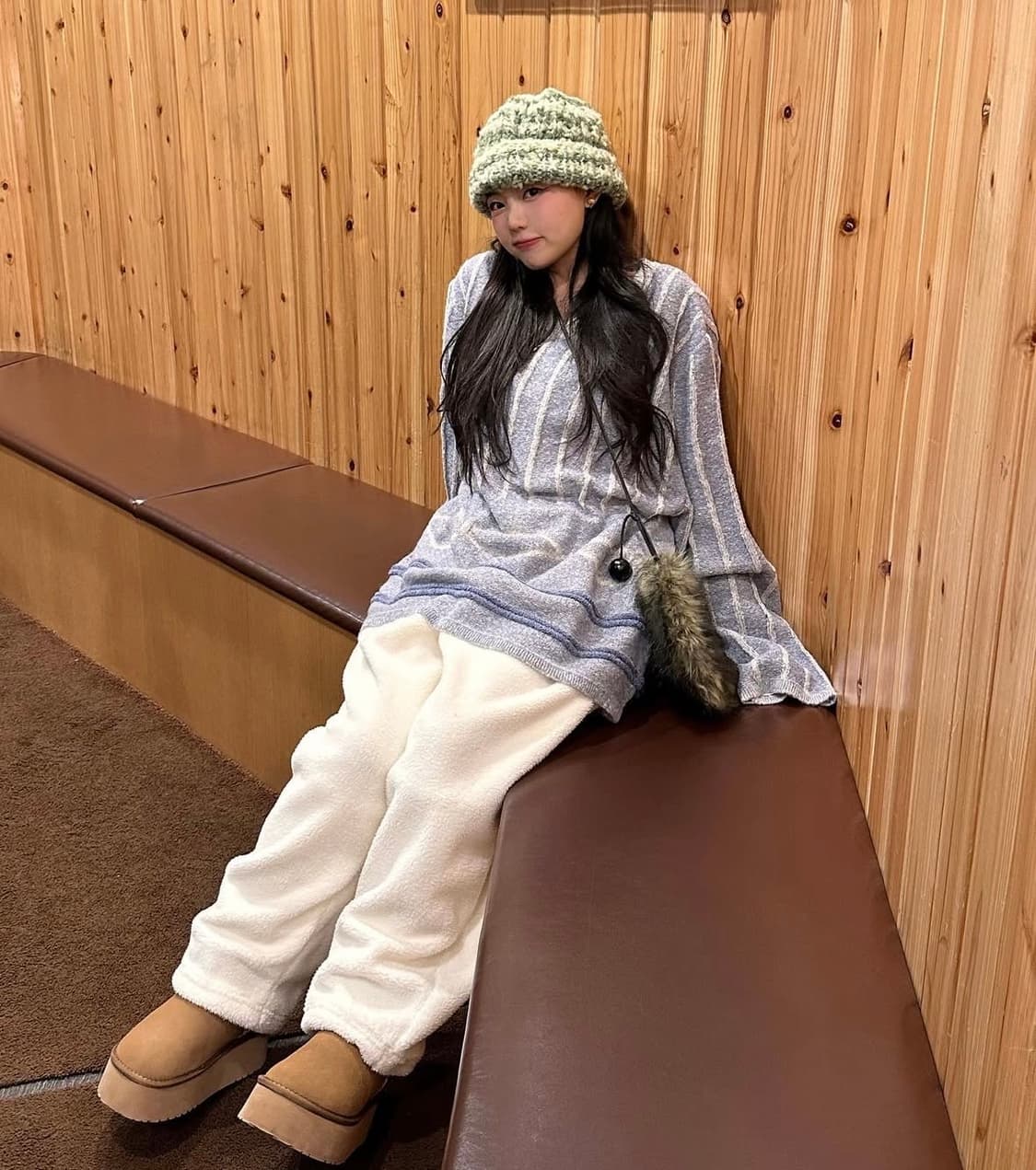 홍영기 키시닝 플리스 양털 뽀글이 조거 팬츠 상품이미지7