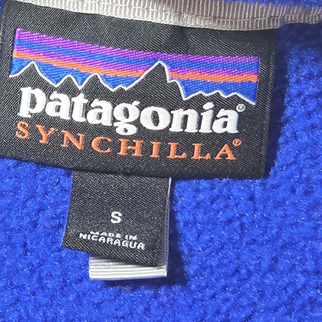 22FW 파타고니아 신칠라 스냅-T 플리스 로얄 블루/레드/그레이 상품이미지4