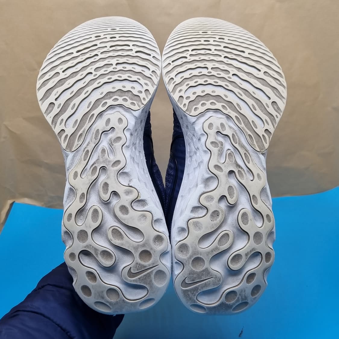 나이키 리액트 인피니티 런 플라이니트2 270 상품이미지3