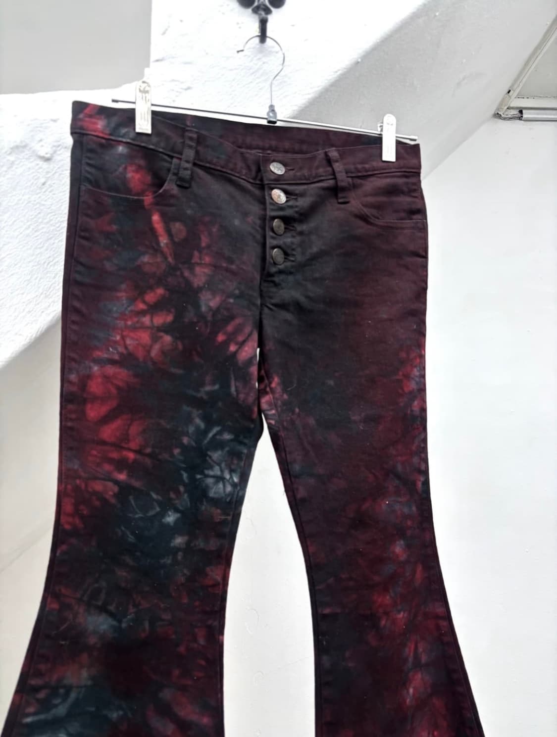 Dee dee blood dye waxed flared jeans 상품이미지4