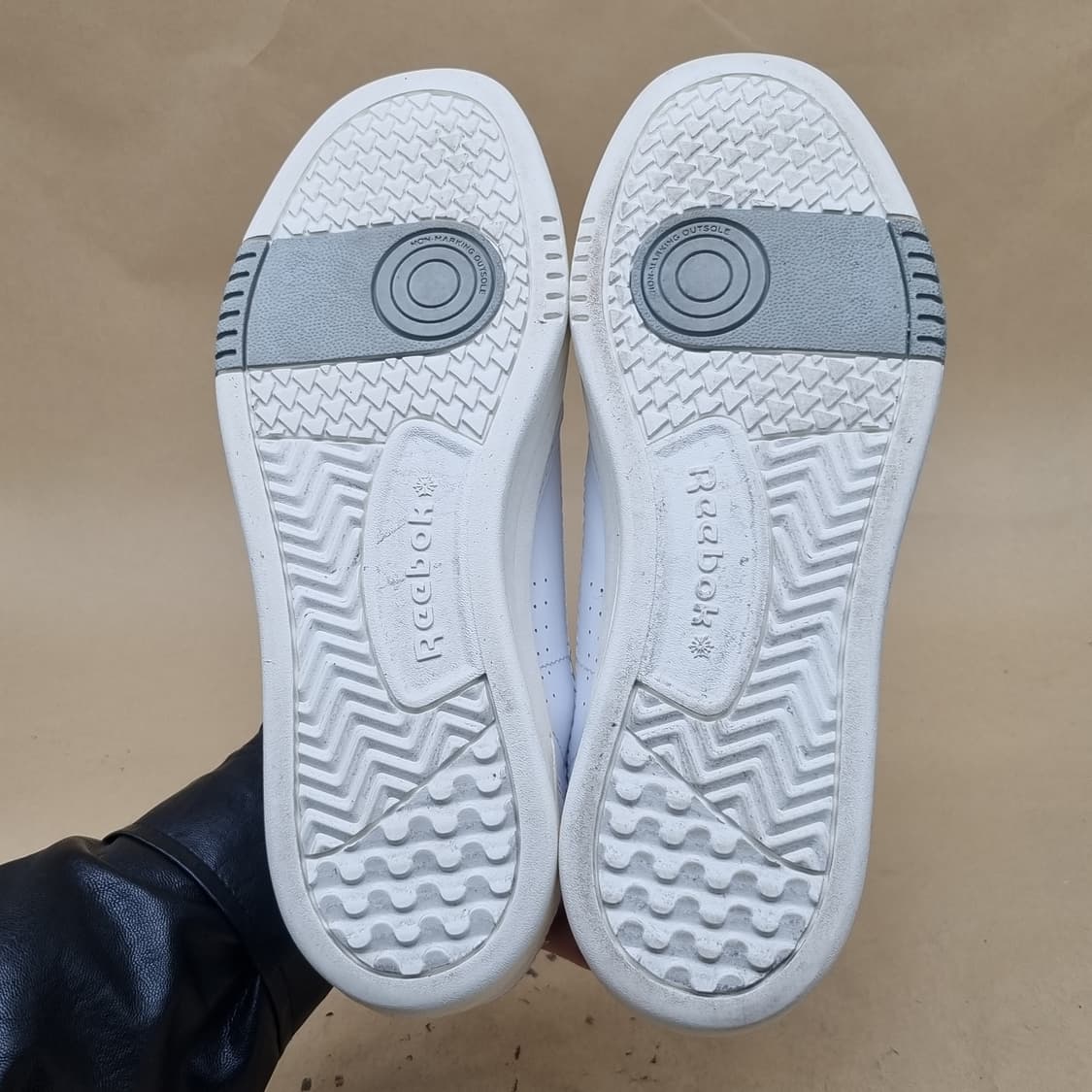 리복 코트피코 남성스니커즈 270 상품이미지3