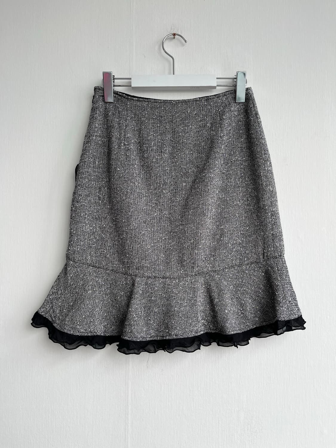 *SALE) ARIES 그레이 언발 프릴 스커트 상품이미지3