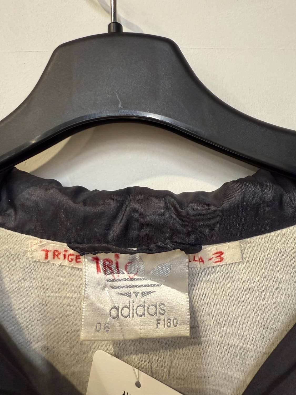 아디다스 올드스쿨 바람막이 상품이미지3