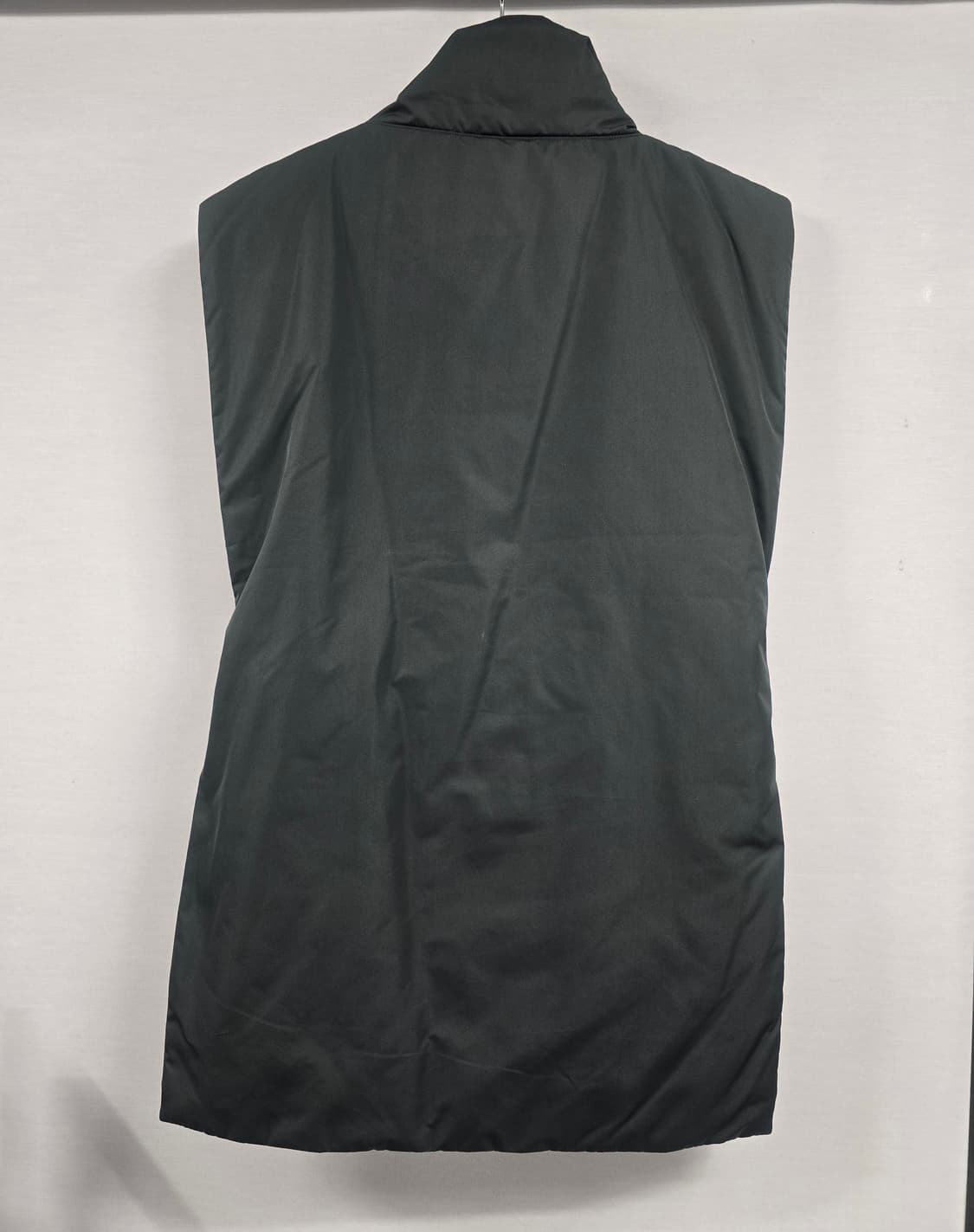 COS 코스 푸퍼 집업 베스트 그린  상품이미지6