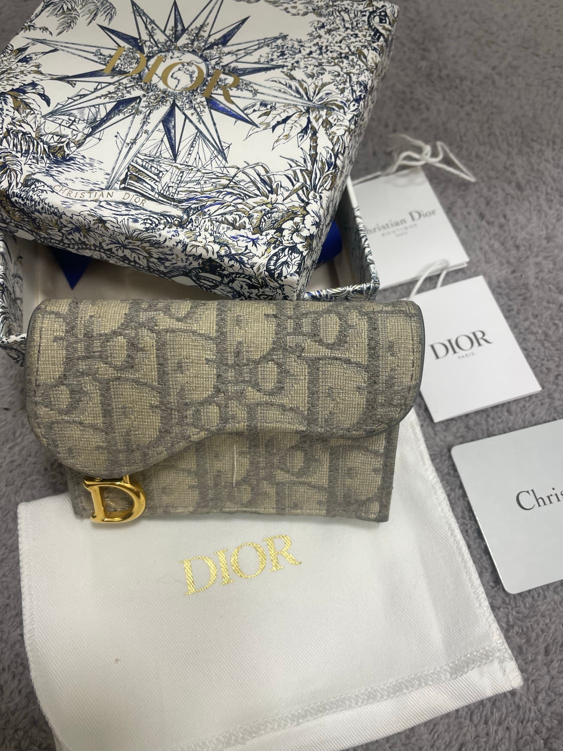 디올 오블리크 새들 여성 지갑 그레이 상품이미지1