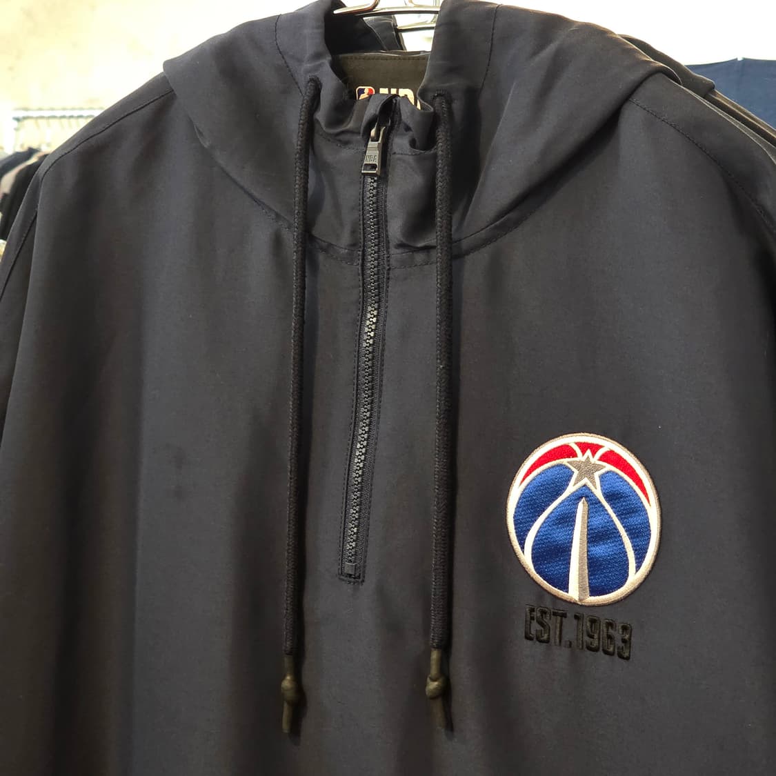 NBA 자수 포인트  네이비 아노락 후드 상품이미지7