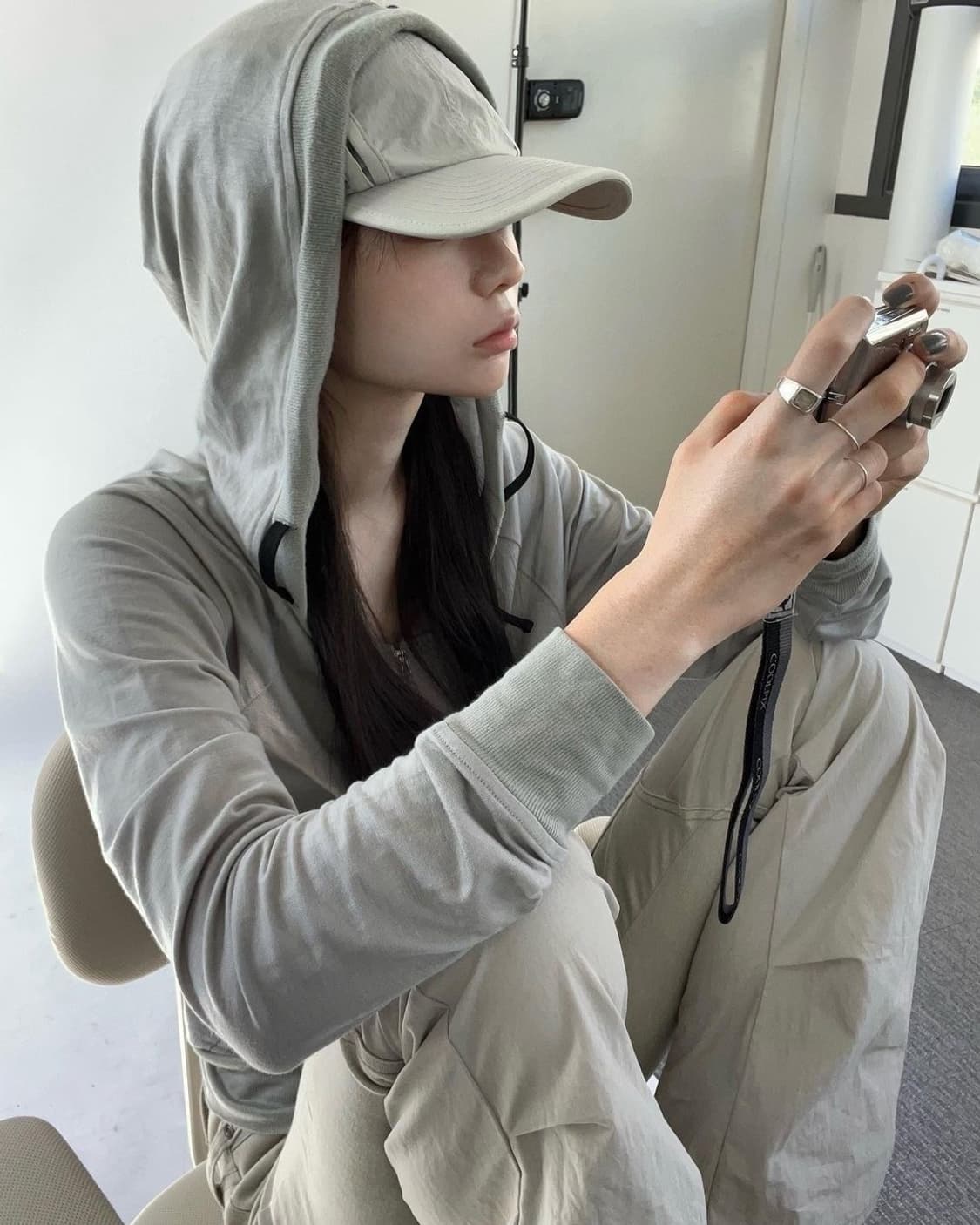 Bonnae 그레이 후드집업 상품이미지1