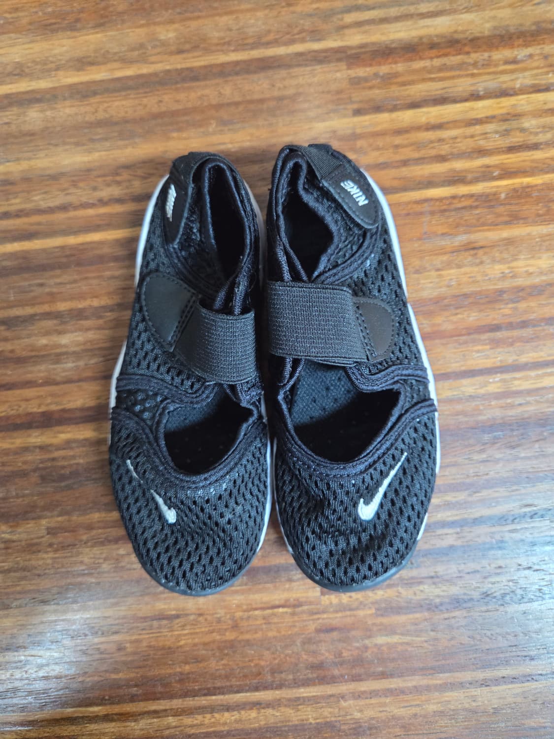 나이키 에어리프트 블랙 160 상품이미지2