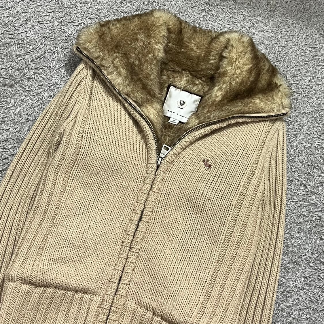 [우먼90-95] 아베크롬비 퍼누빔 니트집업 상품이미지1