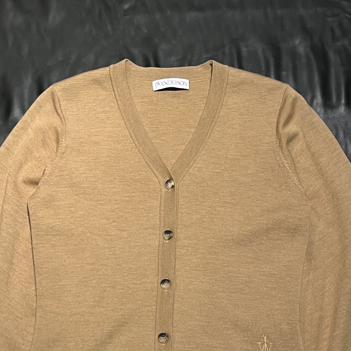 JW앤더슨 베이지 가디건 상품이미지3