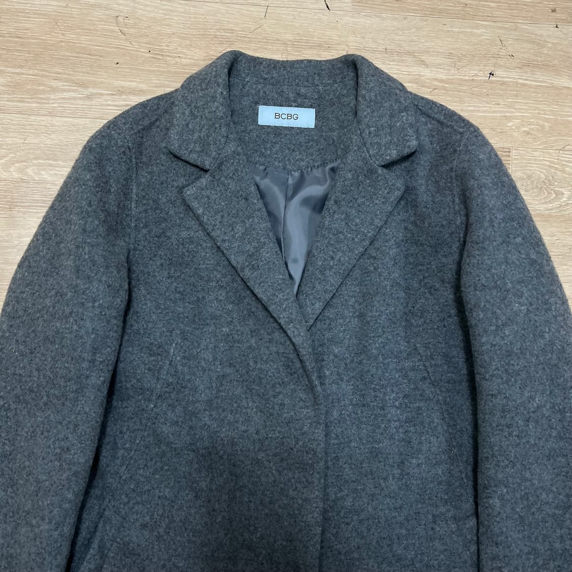 비씨비지 BCBG 여성  싱글 롱코트 [블루쉬 그레이] 88-96-160 상품이미지2