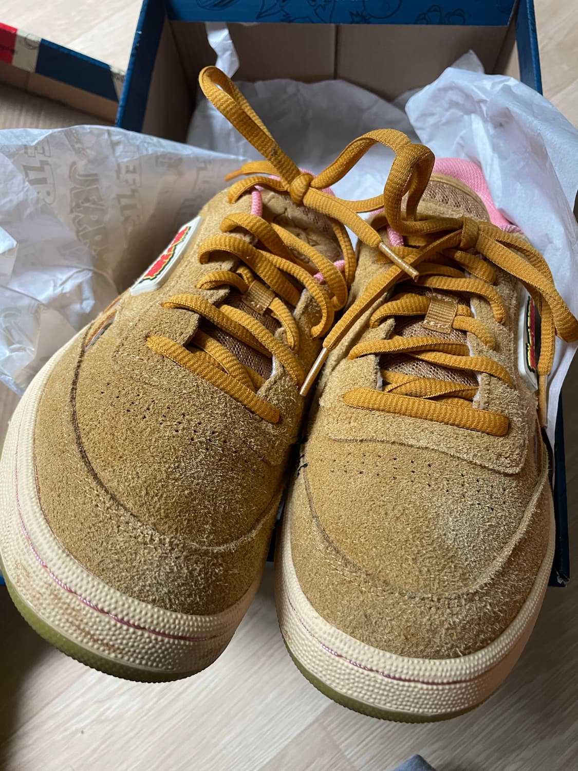 리복 x 톰과 제리 클럽씨 리벤지 로우 제리 260 상품이미지6