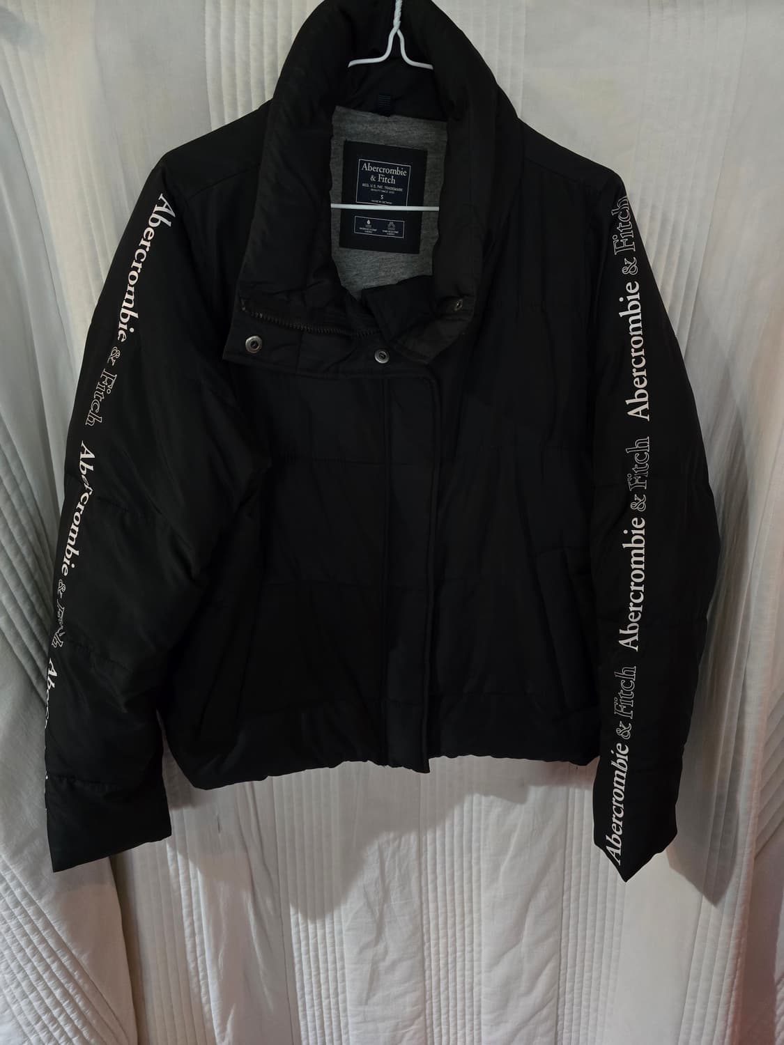 아베크롬비 숏패딩  상품이미지2