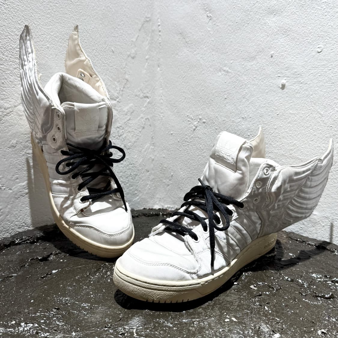 adidas × Jeremy Scott – Wings 2.0 Satin  상품이미지1
