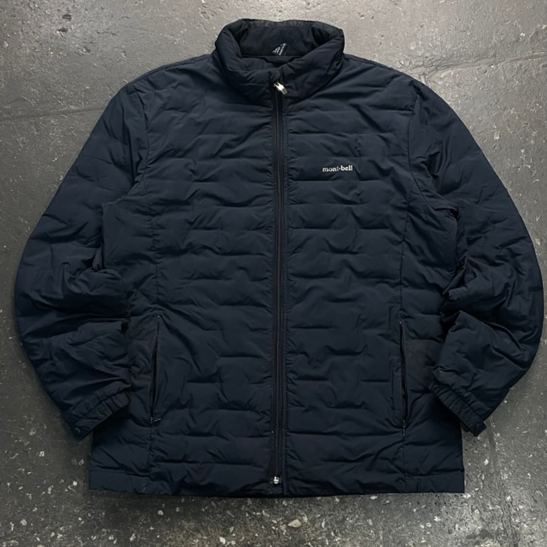 105 몽벨 경량패딩 상품이미지1