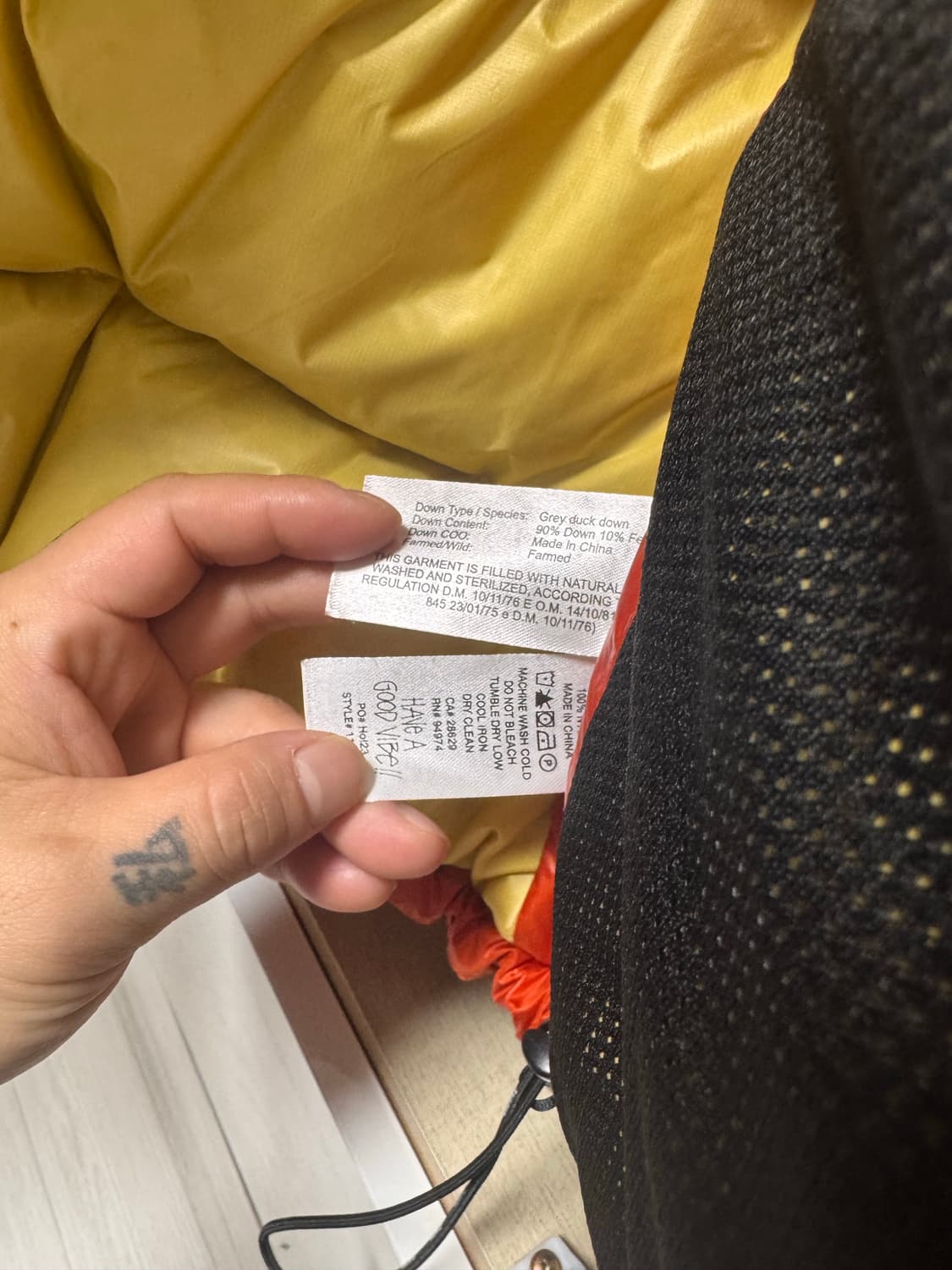 스투시 립스탑 패딩 카옌 L 새제품 팔아요 상품이미지3