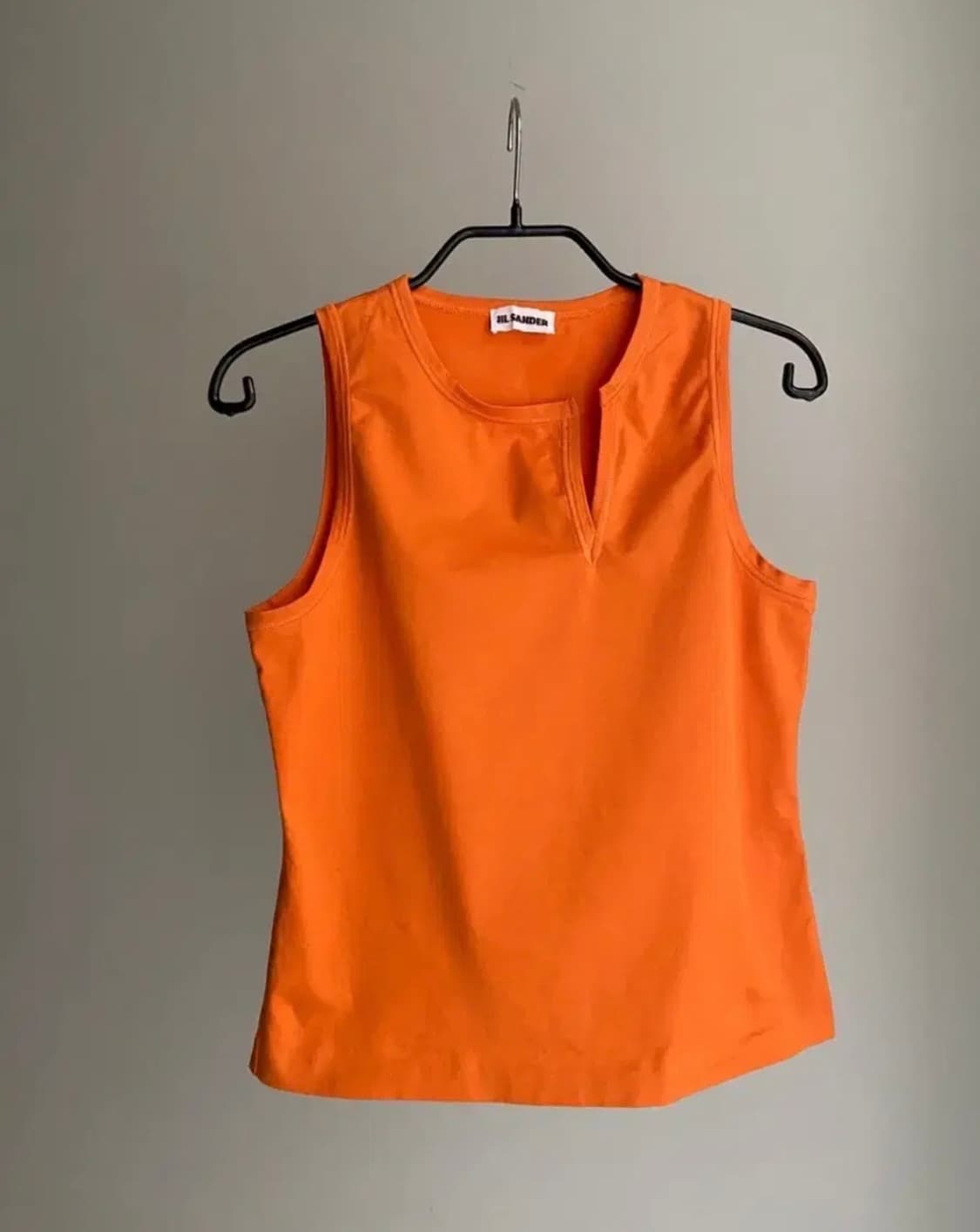 Jil sander 질샌더 오렌지 슬리브리스 탑 상품이미지2