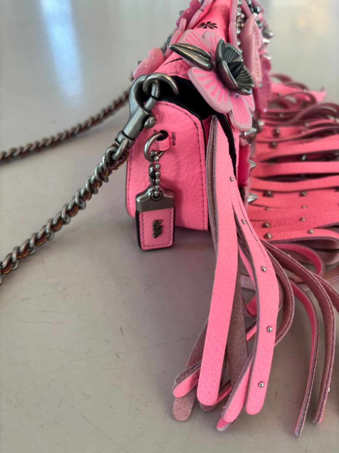 Coach Mini Fringe Leather Bag 상품이미지5