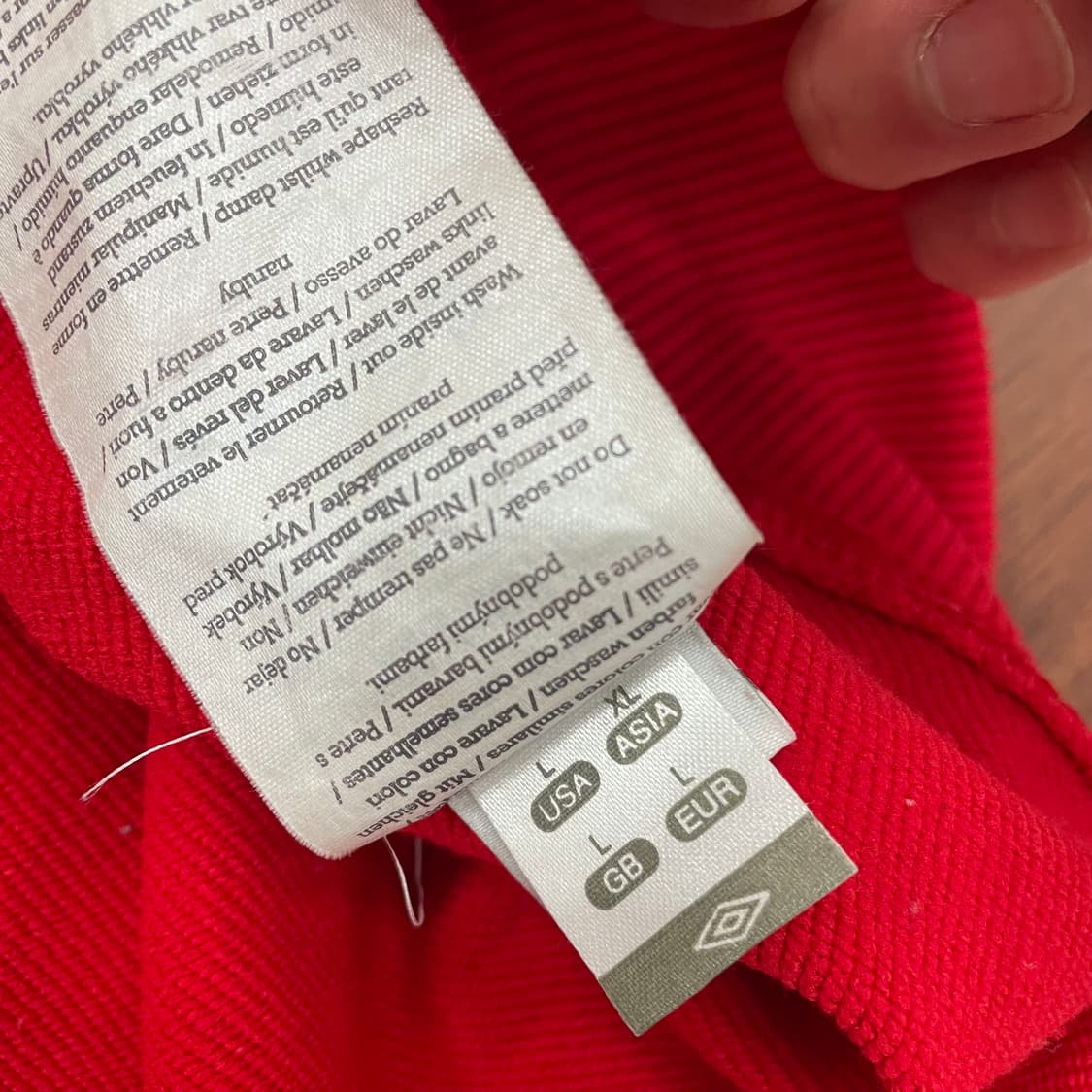 엄브로 잉글랜드 국대 트레이닝 탑 상품이미지4