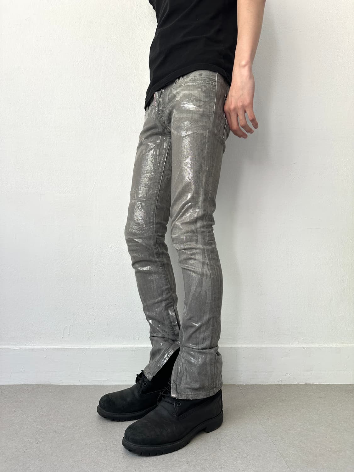 디스퀘어드 2000s 러스티 실버 왁스코팅 슬림진 상품이미지3