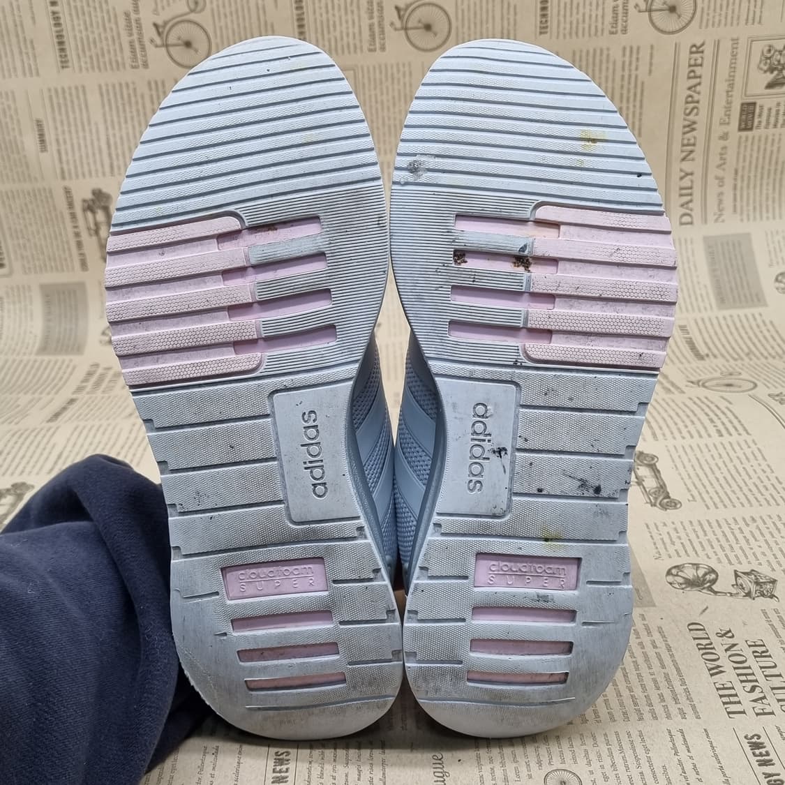 아디다스 클라우드폼 여성운동화240  상품이미지3