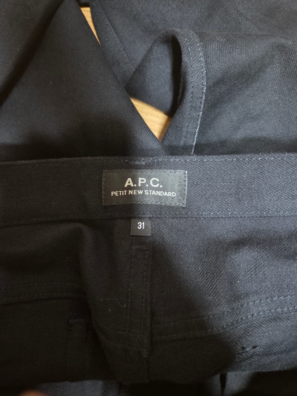 apc 쁘띠 뉴 스탠다드 블랙 31 상품이미지3