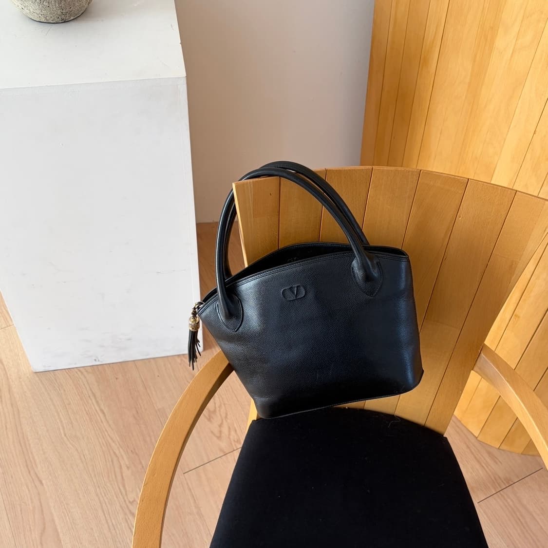 발렌티노 미니 가죽 토트백 상품이미지2