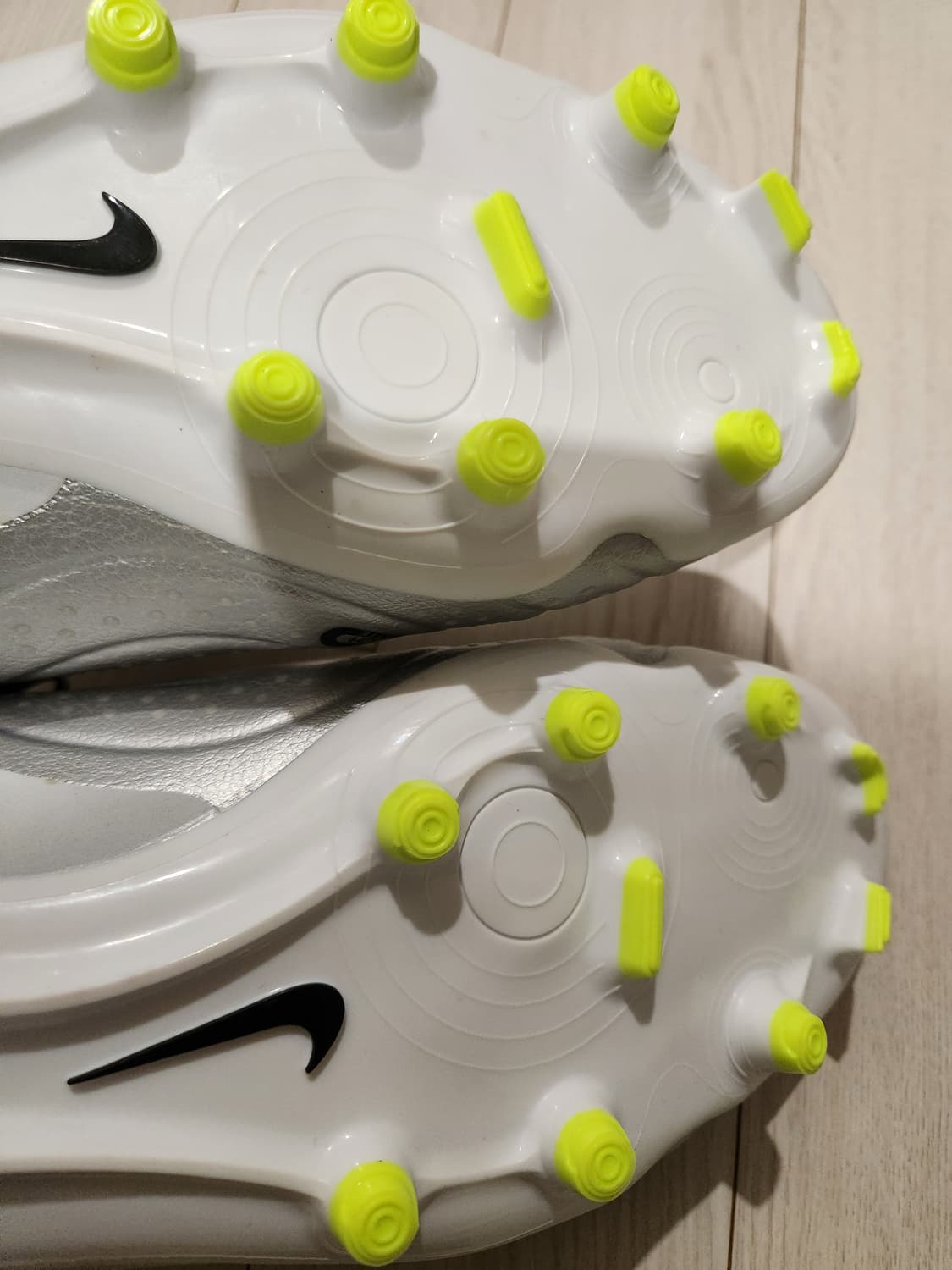 (새상품)나이키 티엠포 레전드10 아카데미 FG MG 축구화 사이즈270 상품이미지5