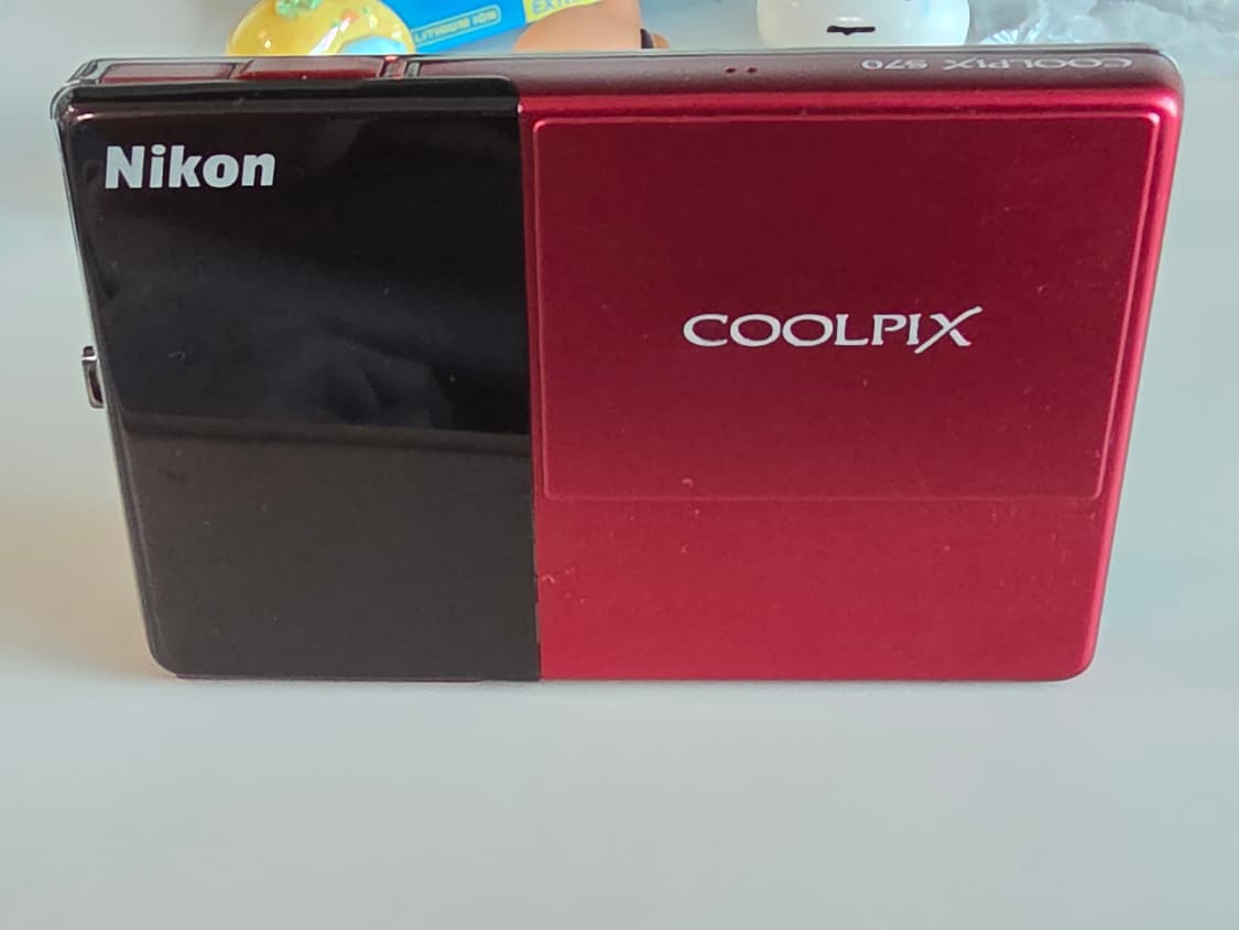 니콘 쿨픽스 S70 빈티지 디지털카메라 상품이미지1
