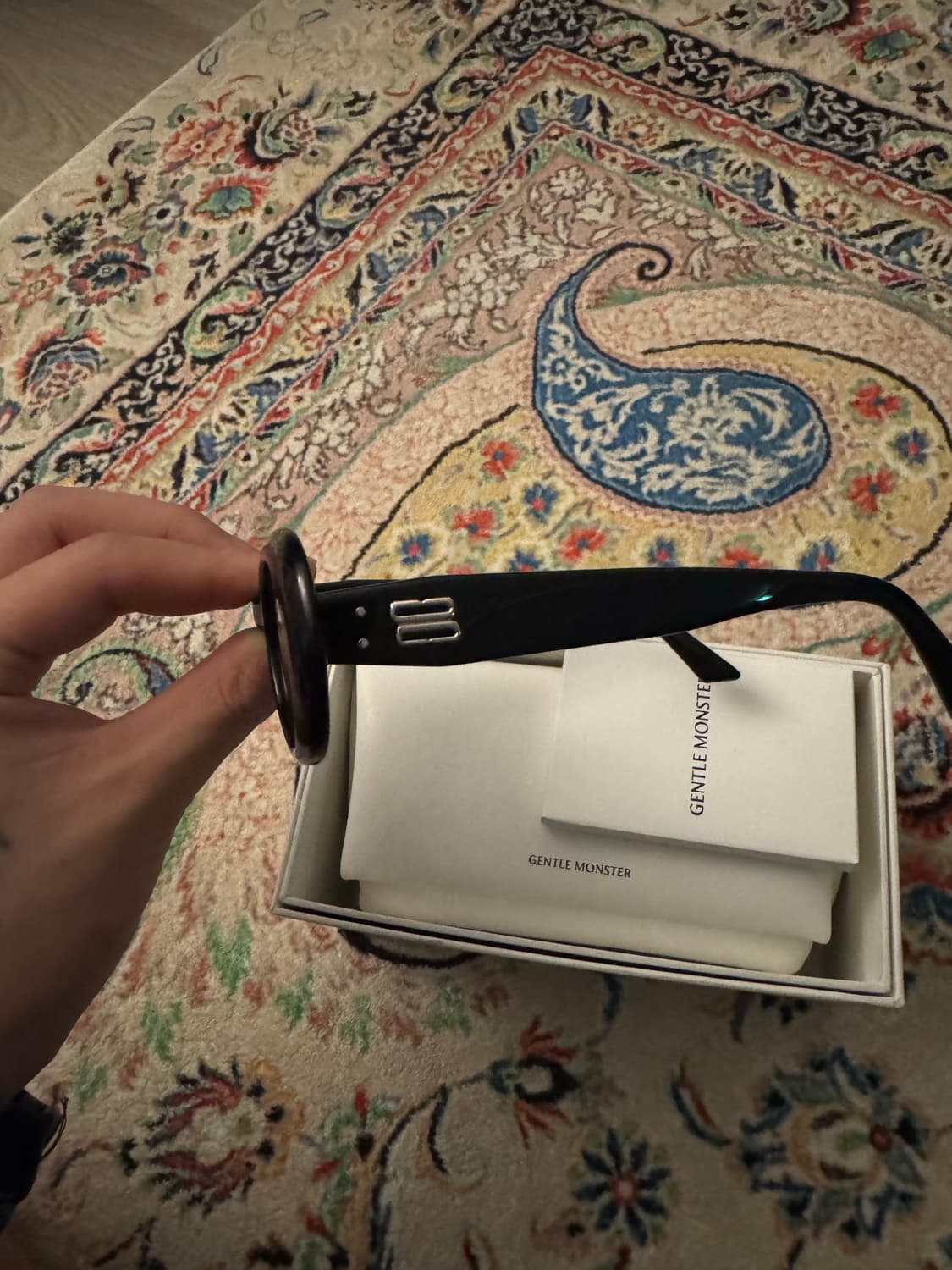 젠틀몬스터 라모드 블랙 상품이미지4