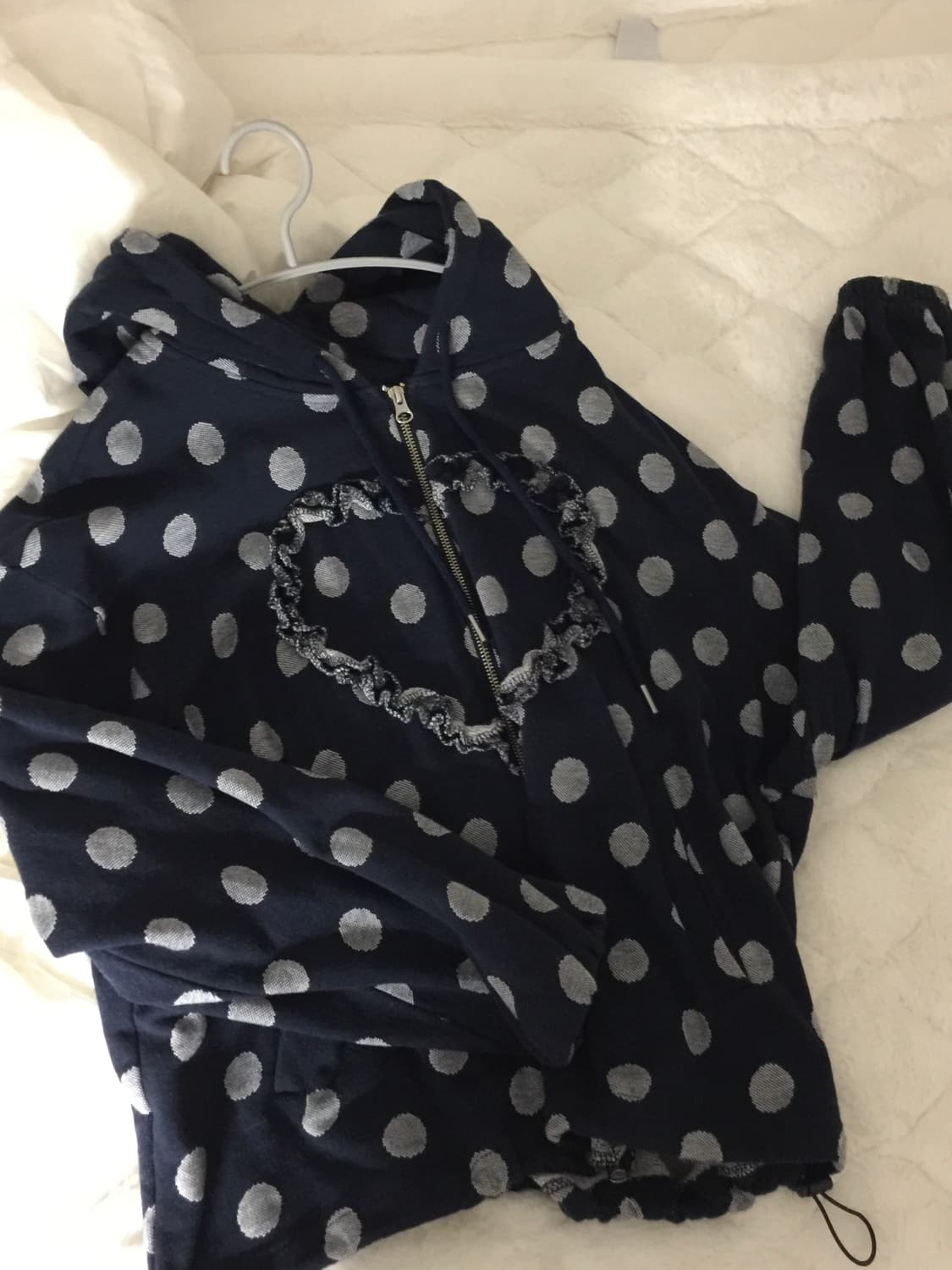 펀프롬펀 프릴 도트 하트 후드집업 네이비 상품이미지2