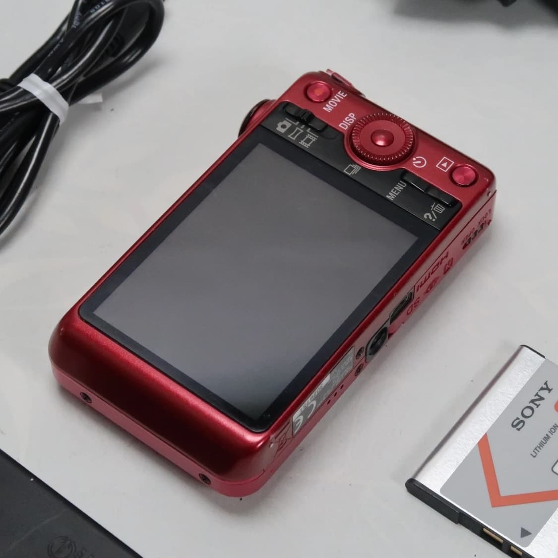소니 DSC-WX80 레드
/ Sony DSC-WX80 RED 입고 상품이미지4