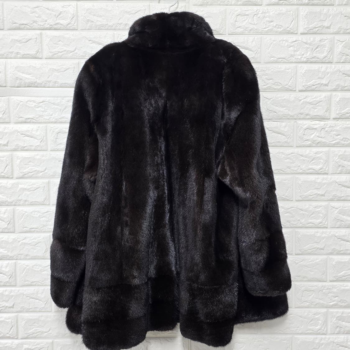 택포) L 블랙 통밍크 코트 상품이미지4