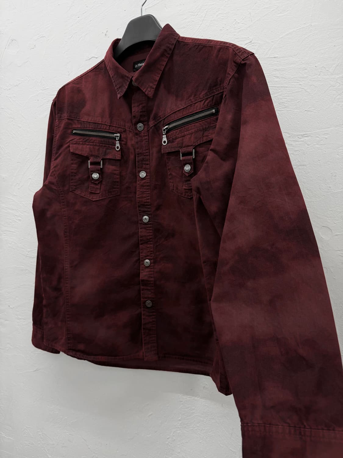 in the attic homme 다잉 셔츠 상품이미지3