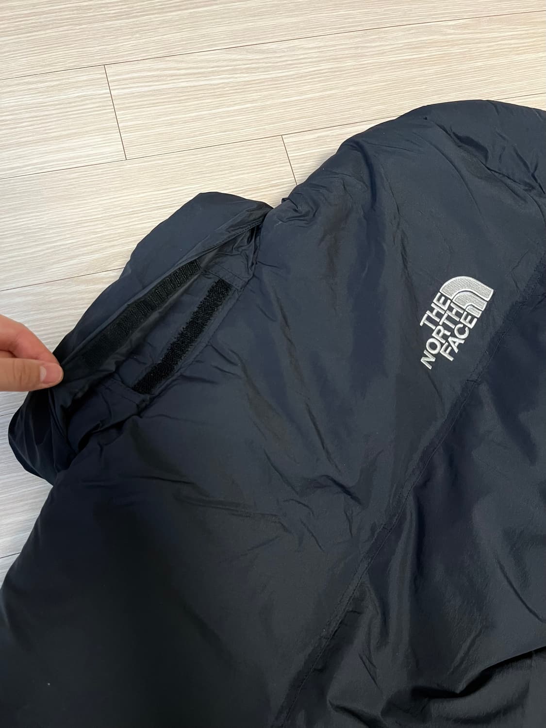 노스페이스 눕시 한정판 패딩 블랙 M 상품이미지8