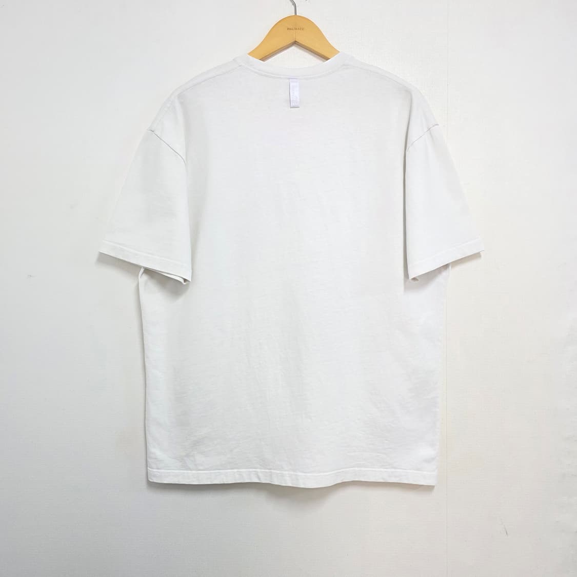 L 100-105 노매뉴얼 레드 프린팅 반팔티셔츠 화이트 상품이미지2