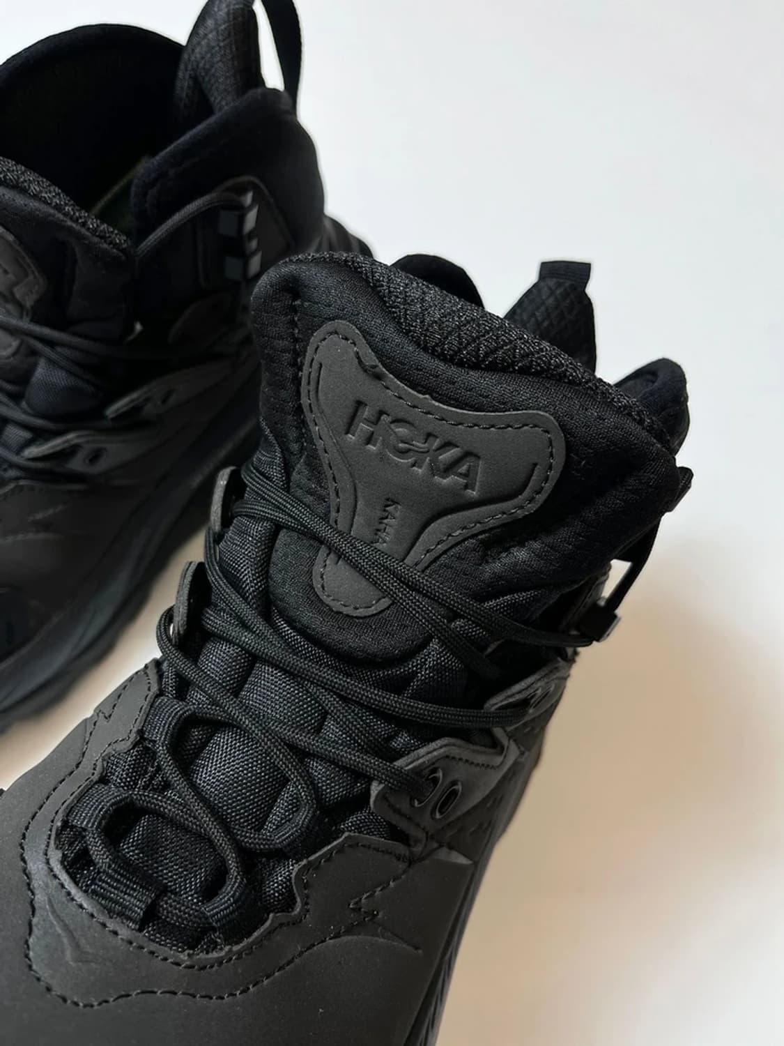 호카 HOKA 카하 2 프로스트 고어텍스 슈즈 Q1395  상품이미지3