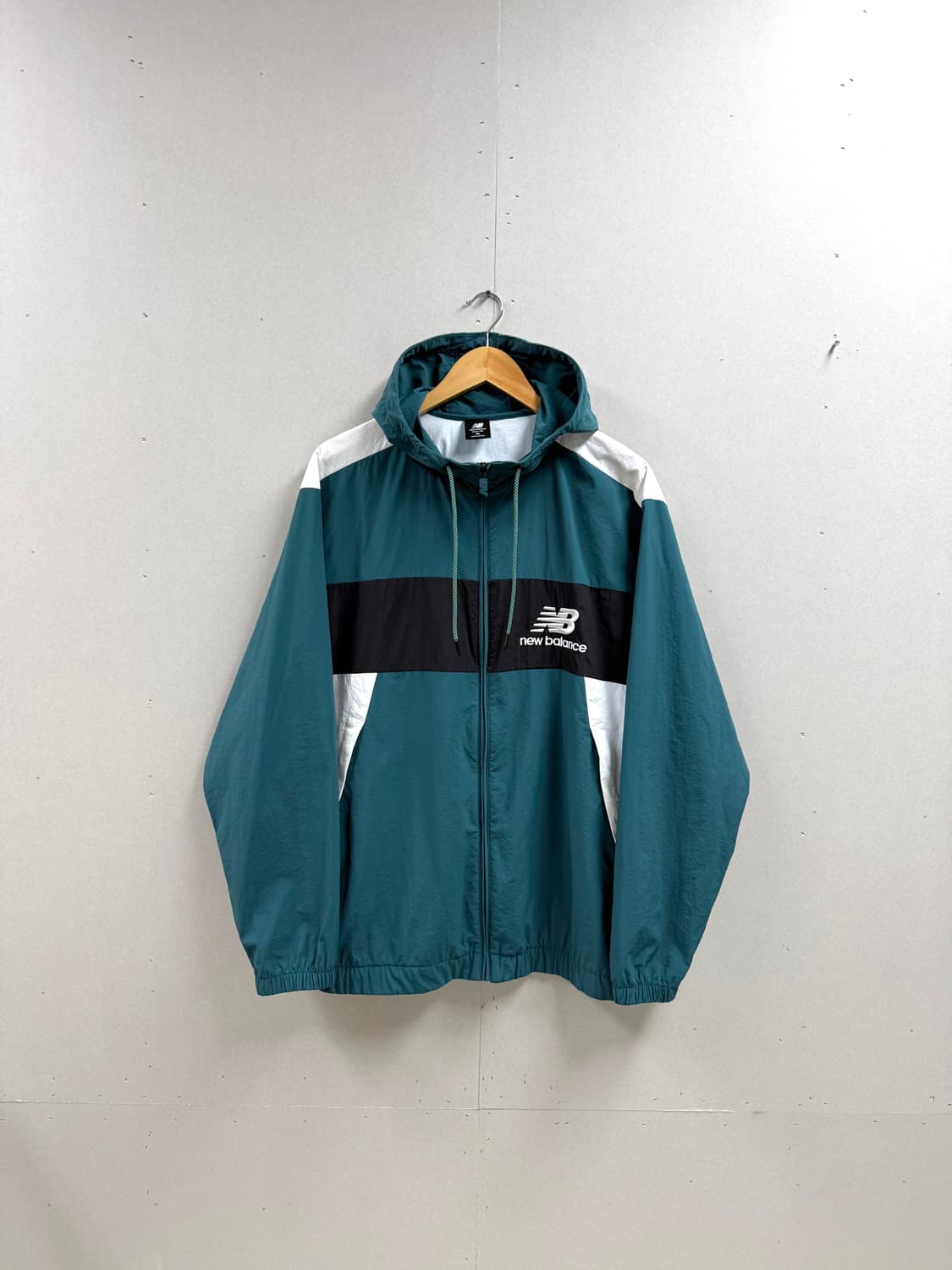 남성 XL / 뉴발란스 바람막이 그린 상품이미지1