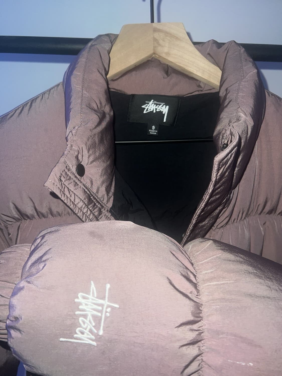 스투시 립스탑 다운 푸퍼 패딩 자켓 로즈 상품이미지2