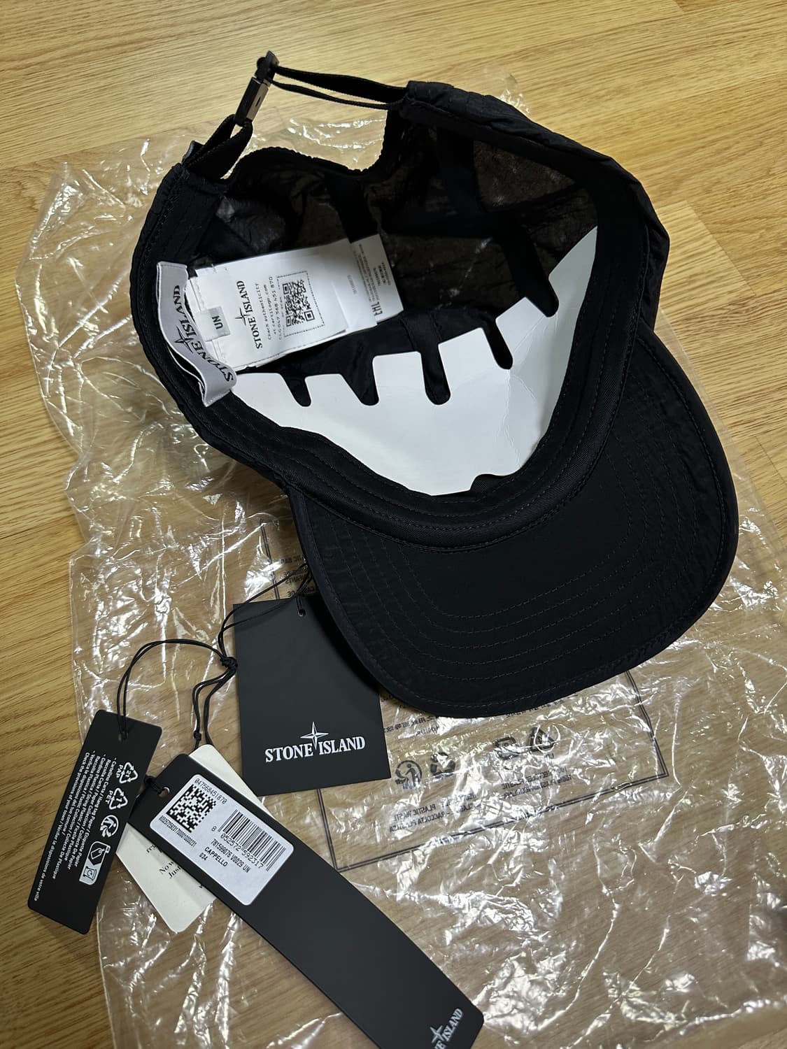 스톤아일랜드 캡 상품이미지1