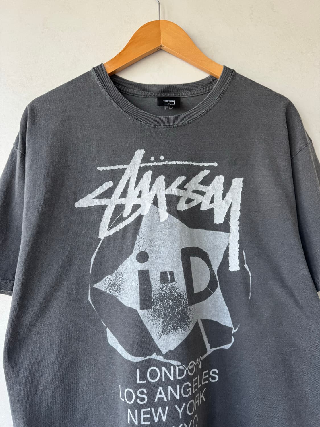 스투시 x i-d Magazine 티셔츠 상품이미지4