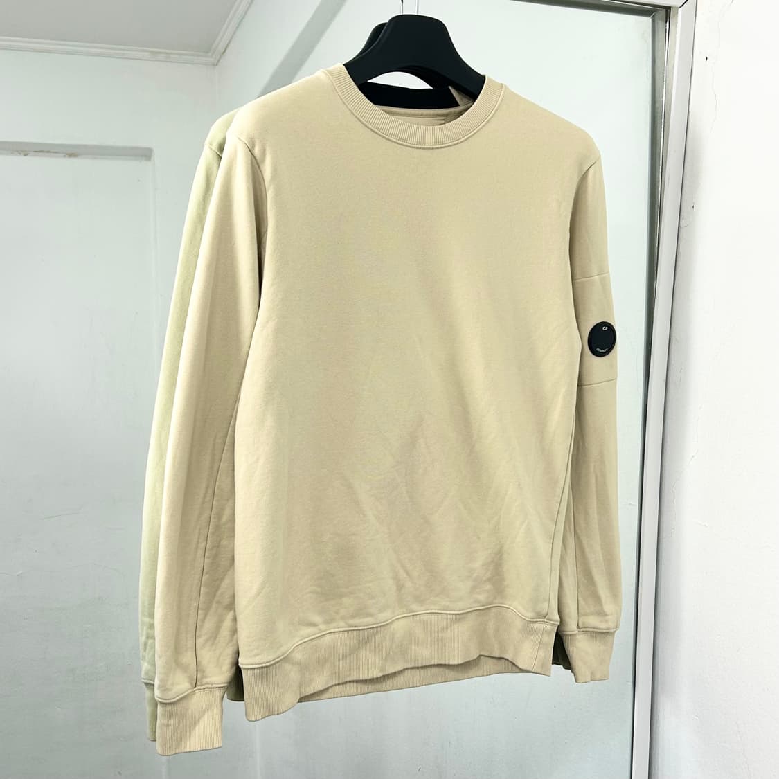 CP 컴퍼니 20SS 렌즈 맨투맨 상품이미지1